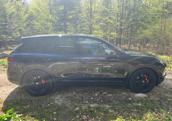 Porsche Cayenne cena 86000 przebieg: 313000, rok produkcji 2011 z Grybów małe 211